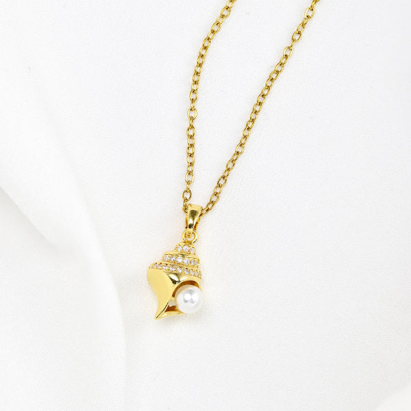 Seashell & Faux Pearl Necklace