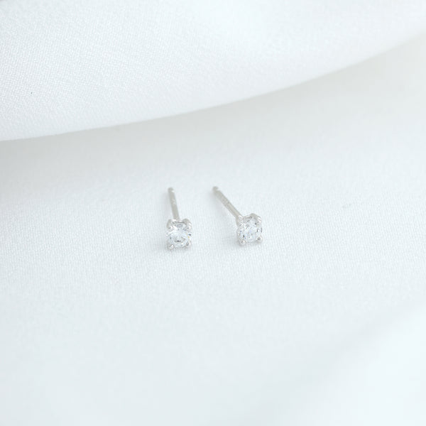 925 Sterling Silver Round Cubic Zirconia Stud Earrings